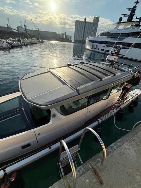 axopar 37 xc cross cabin