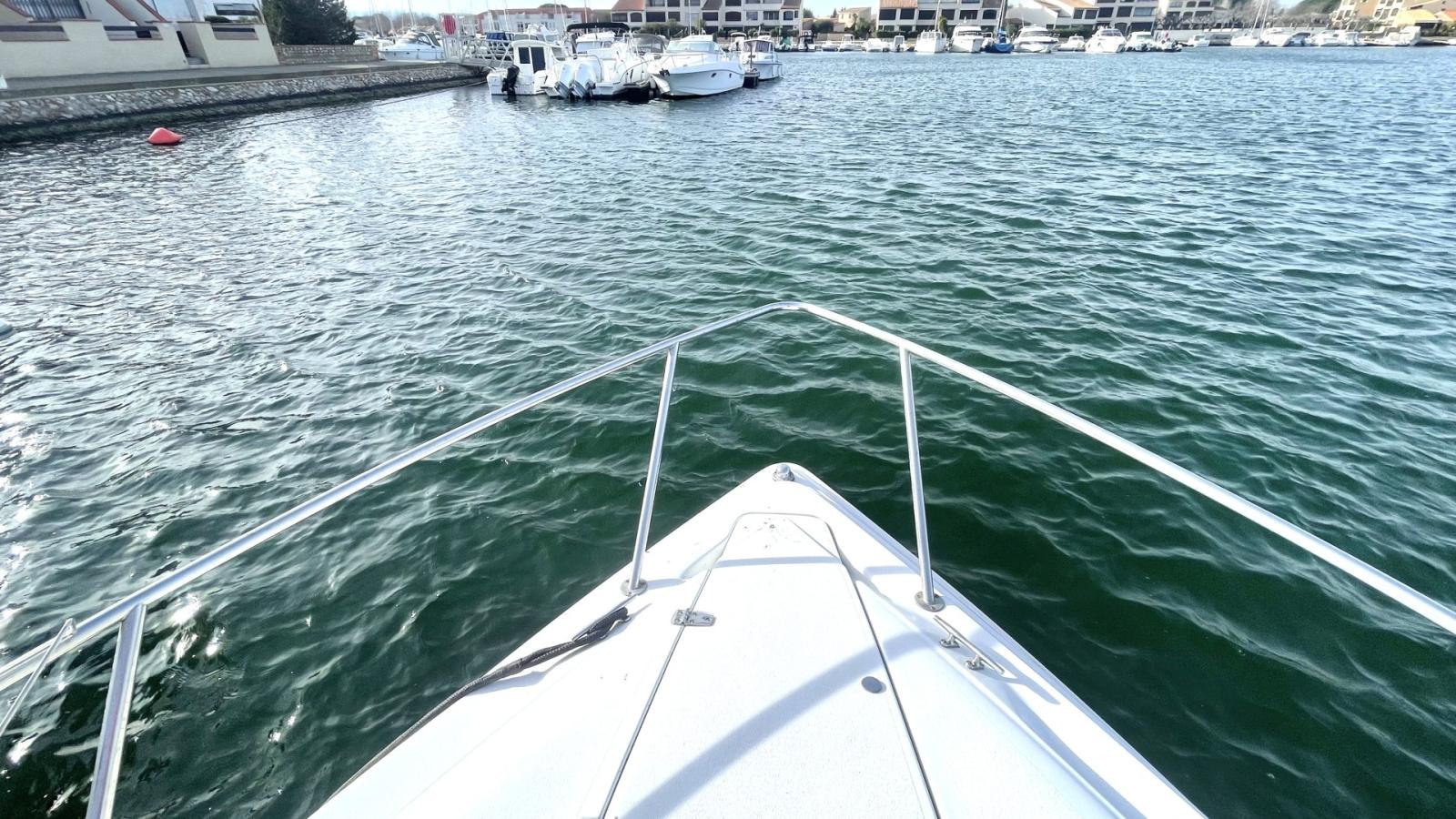 chris craft Crowne 25