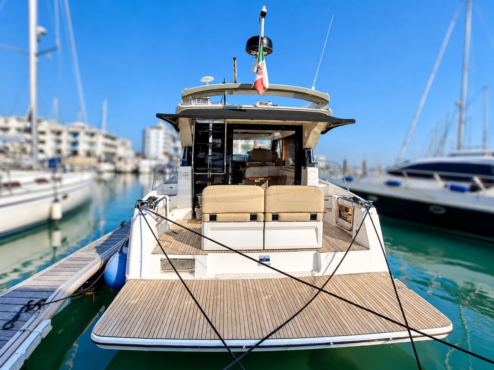 bavaria yachts Virtess 420 coupe