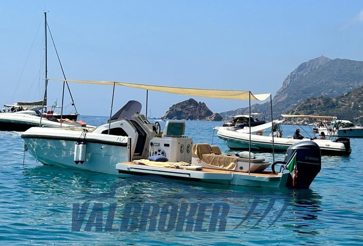 ala yachts Ala 8 walkaround