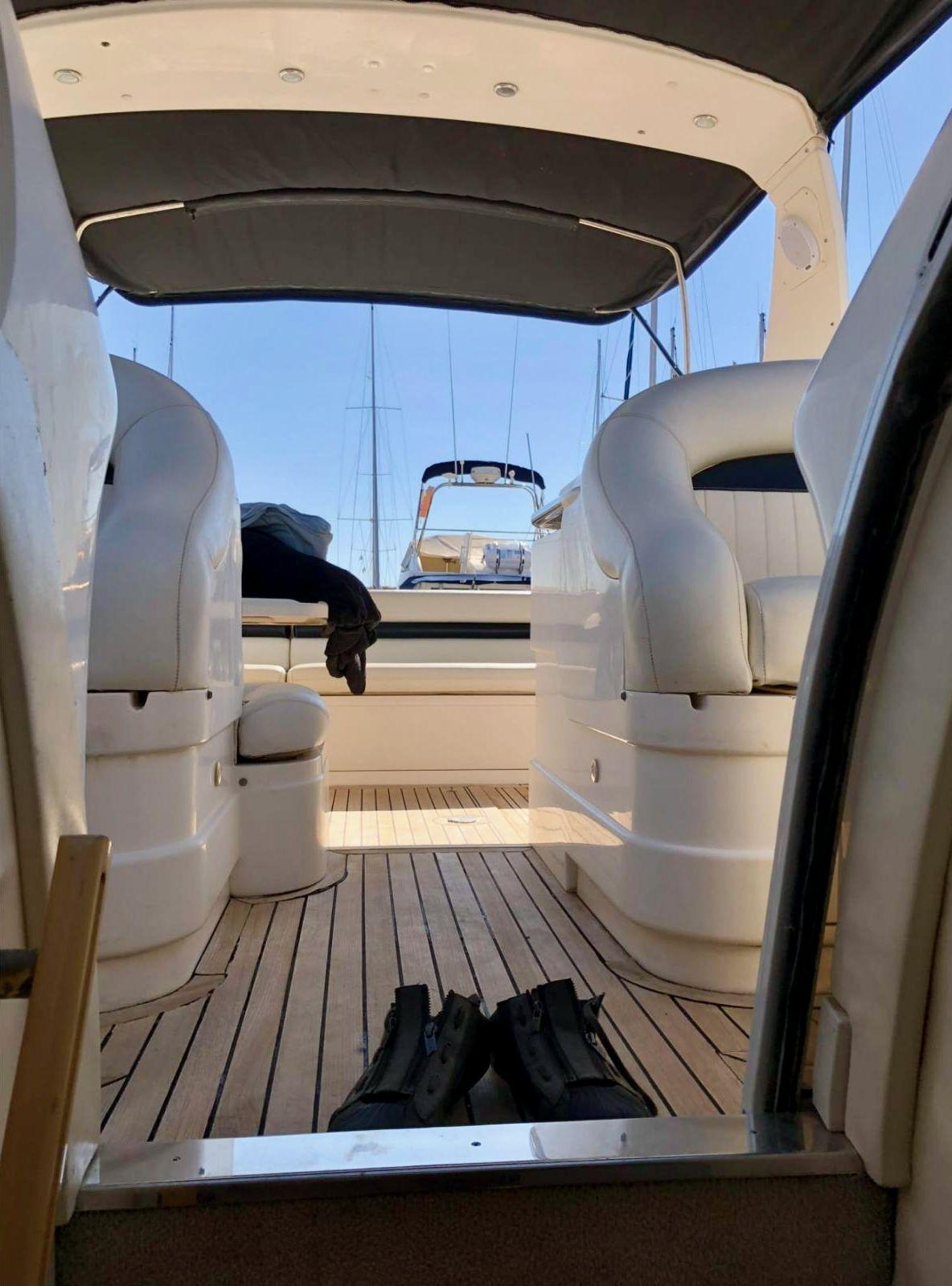 princess yachts V55