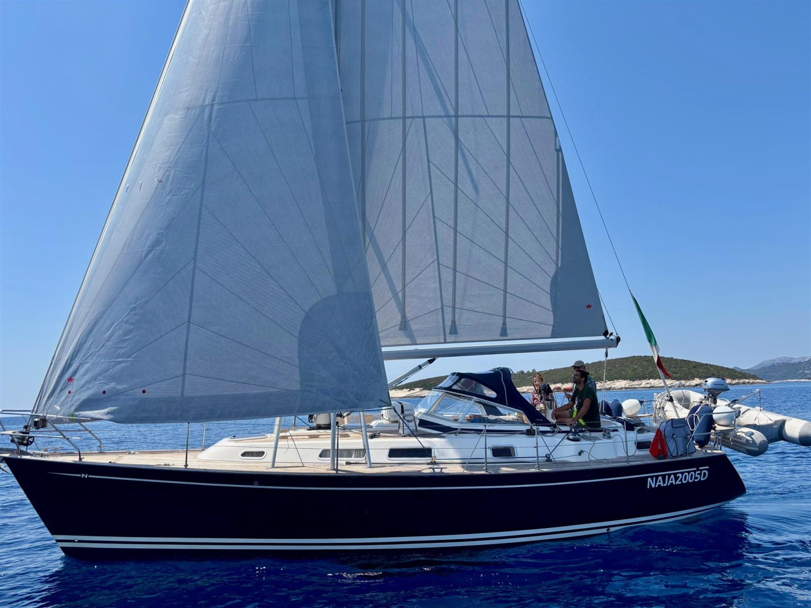 najad Najad 380