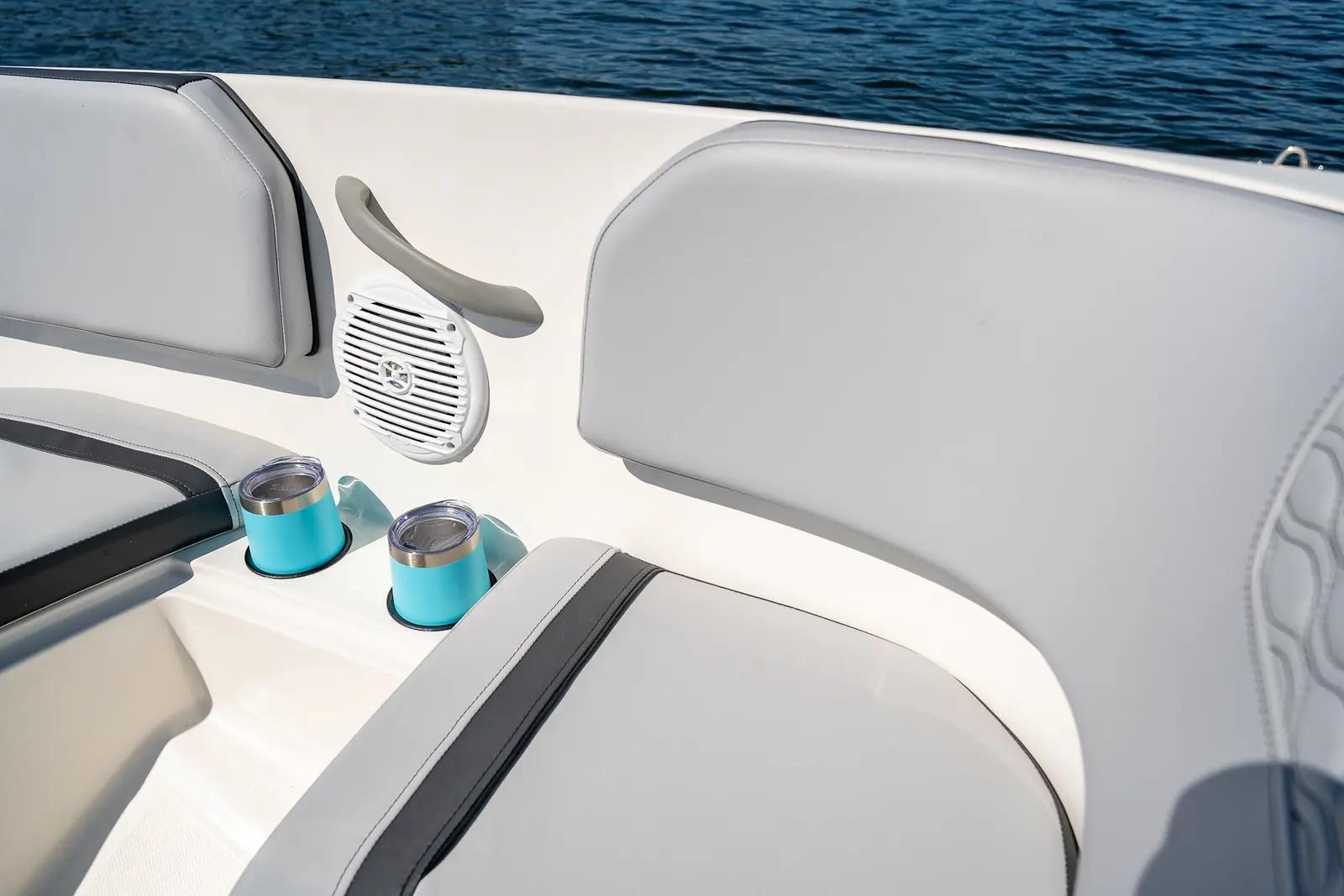bayliner M 15