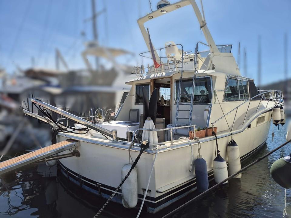 hatteras yacht Hatteras 46