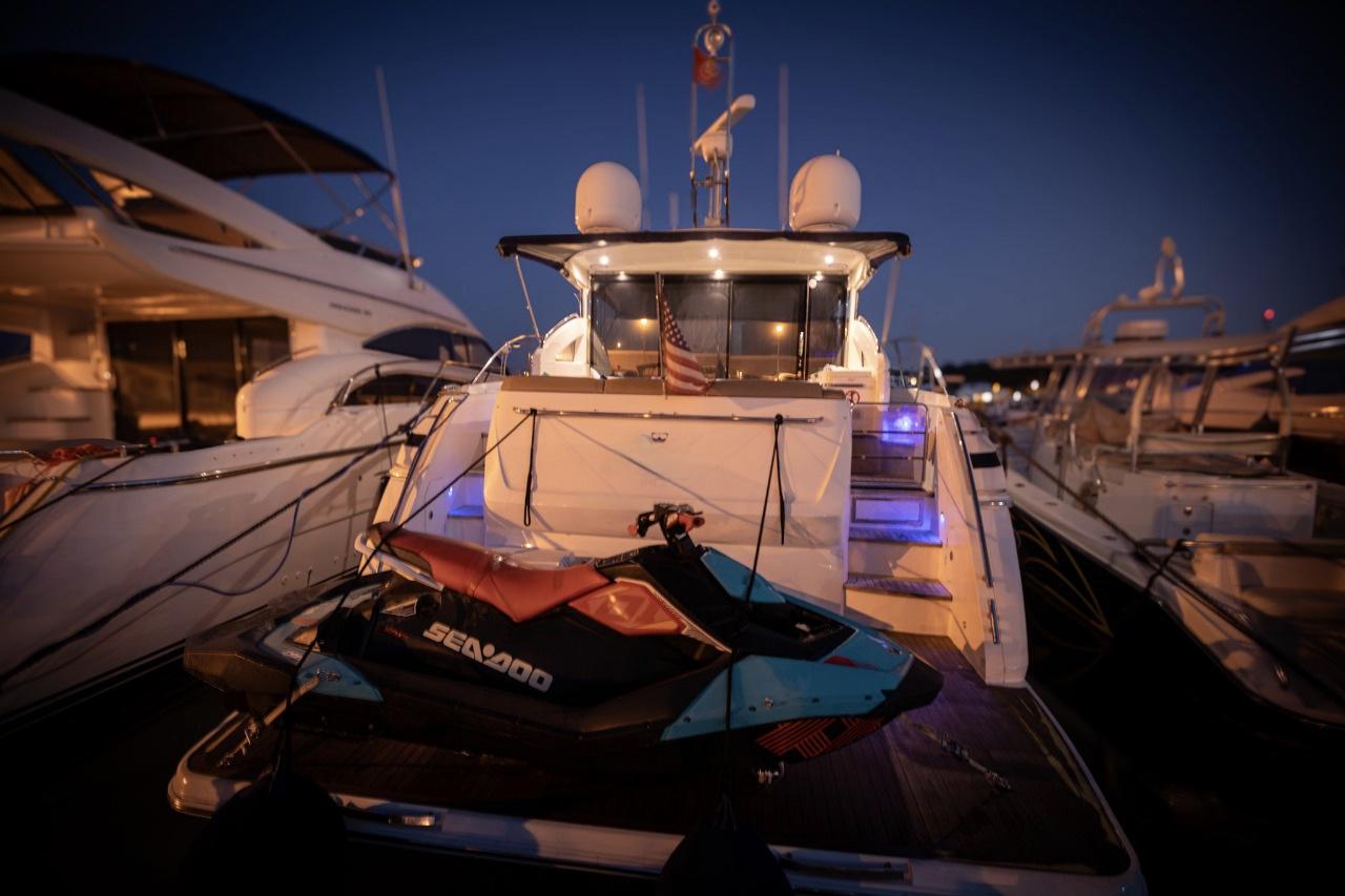 princess V52