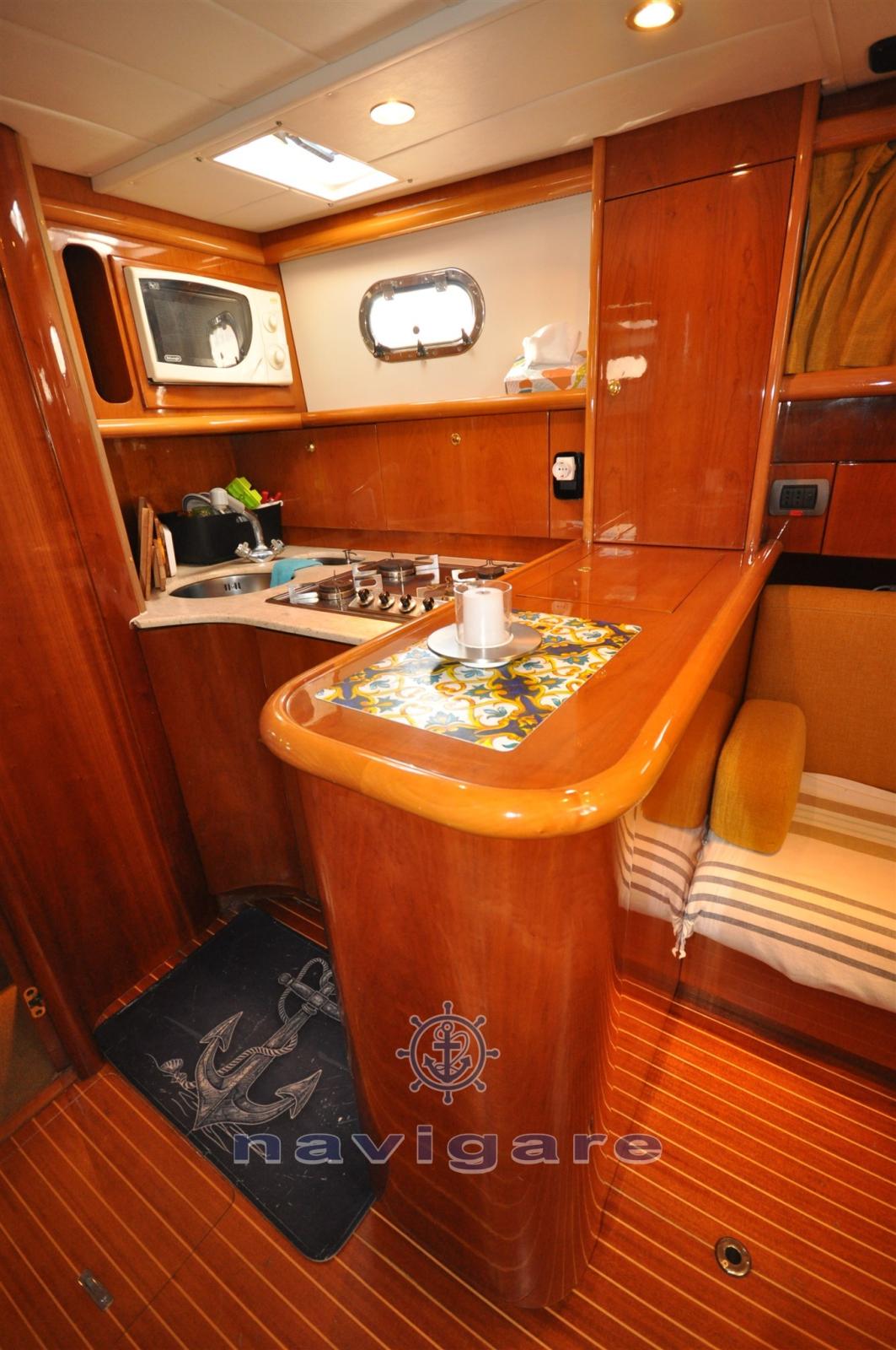 cayman yachts 40 w.A. Hard top
