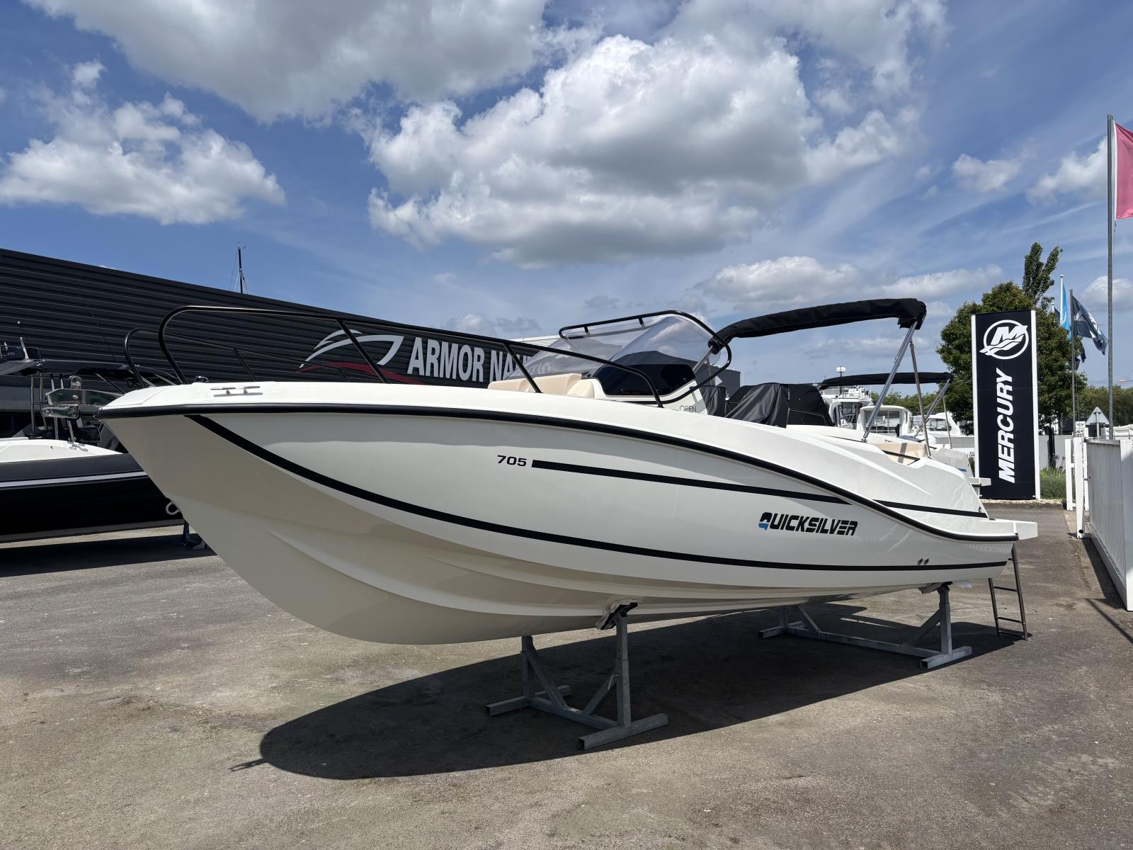 quicksilver 705 open