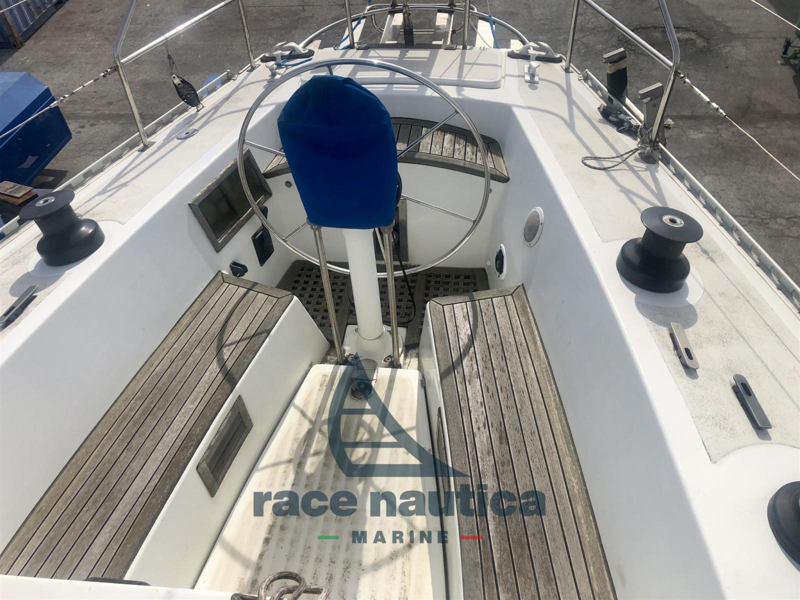 nautical fiberglass Orca 43