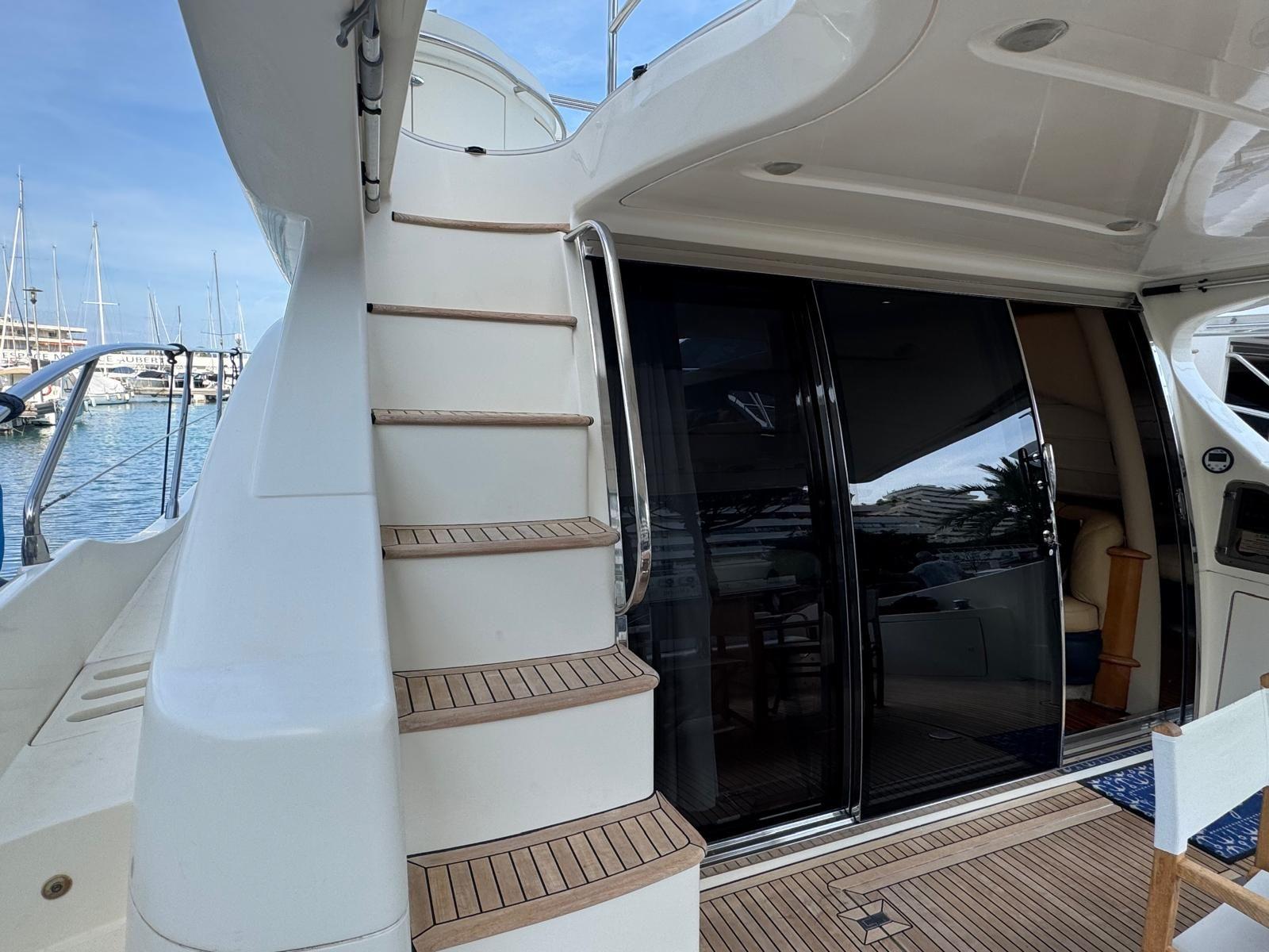 azimut 62 fly