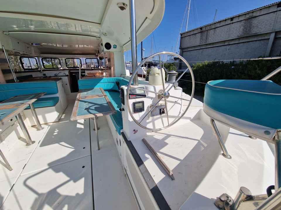 dufour yachts Atoll 43