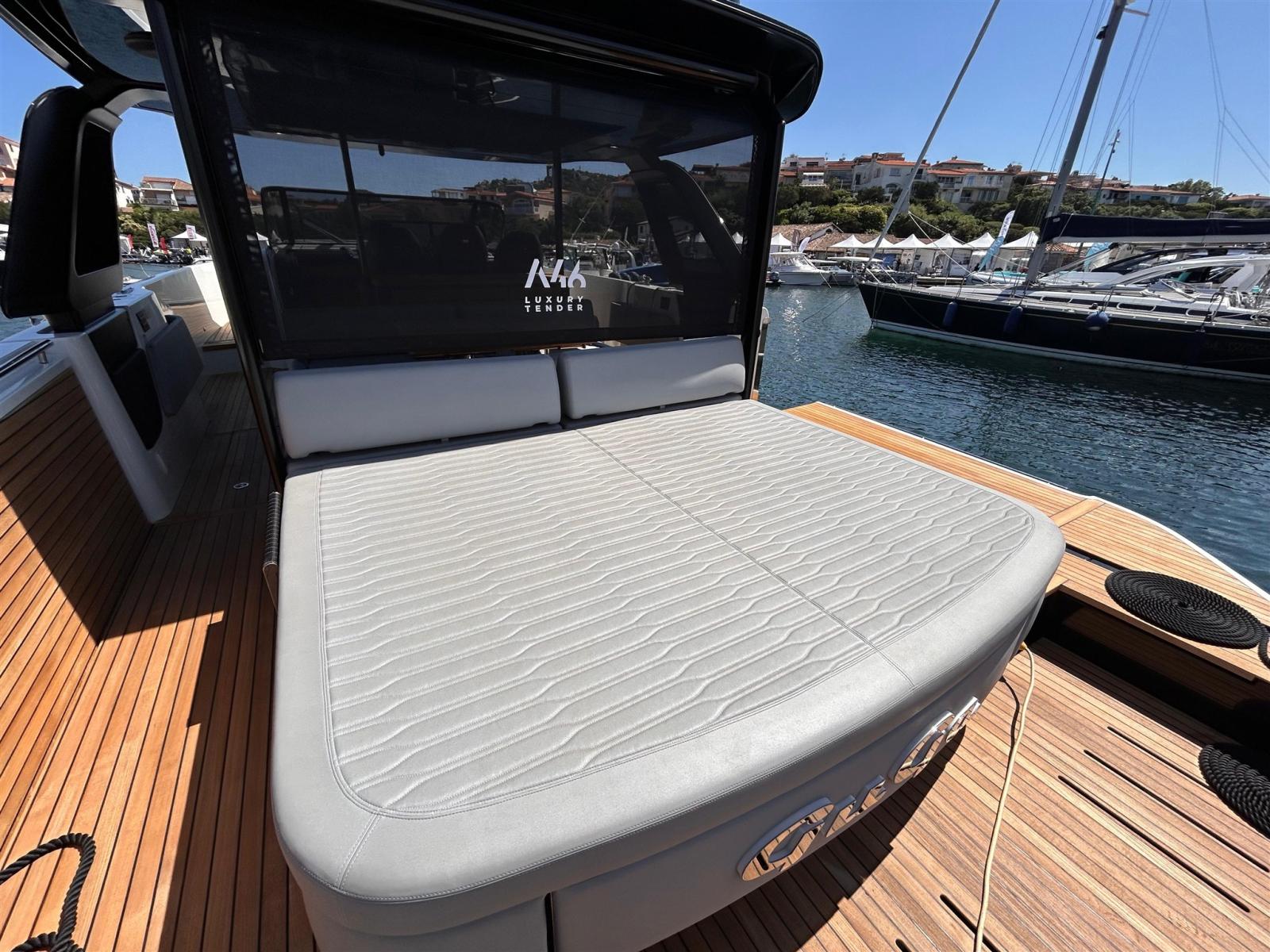 cranchi A 46 luxury tender