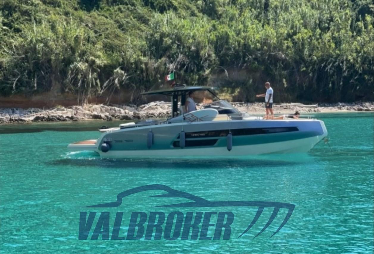 invictus Gt370