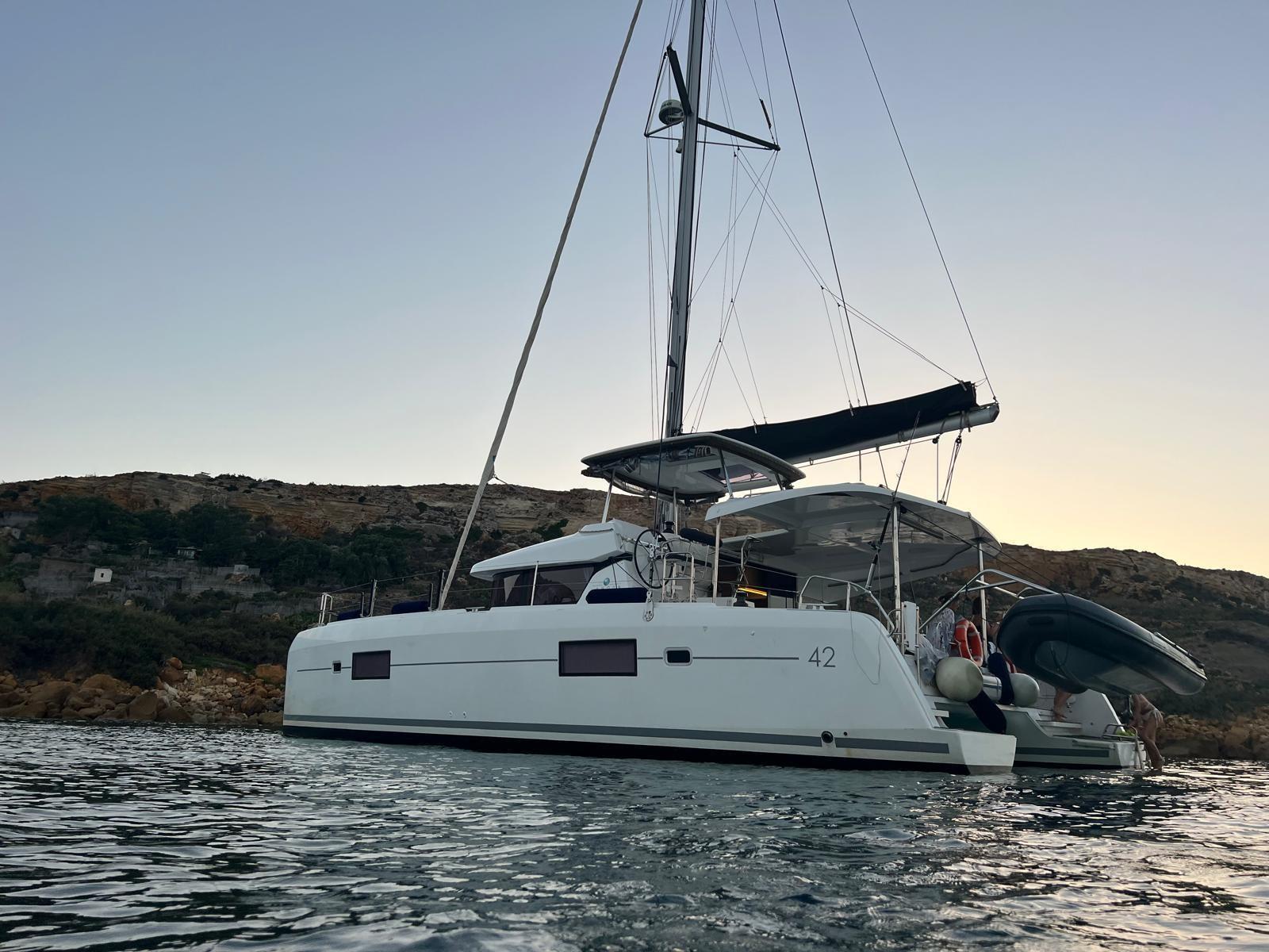 lagoon 42