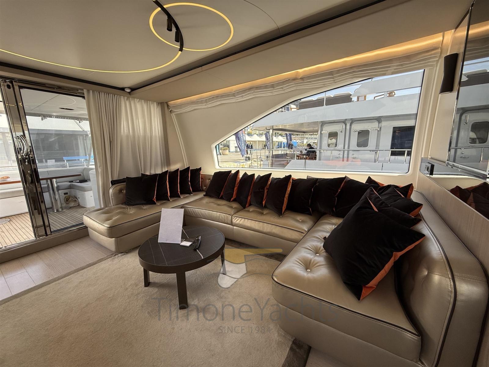 azimut 72 flybridge