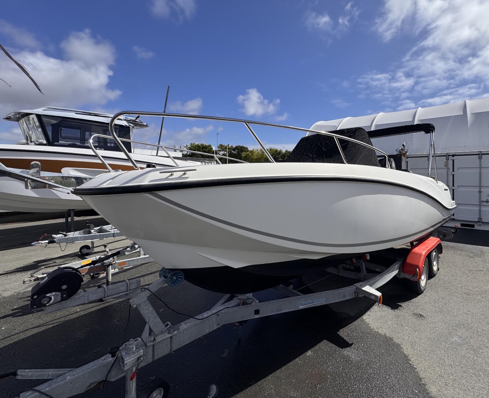 quicksilver 675 activ open