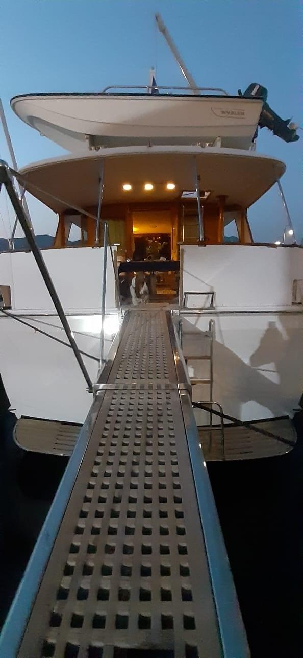 hatteras yachts Hatteras 53