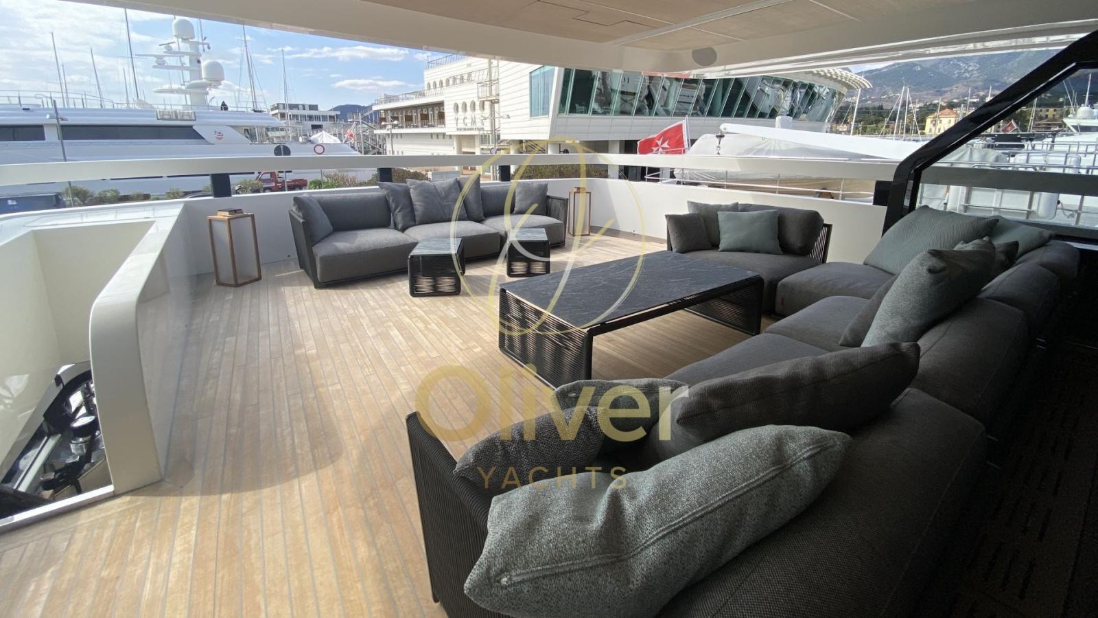 isa yachts Extra 93