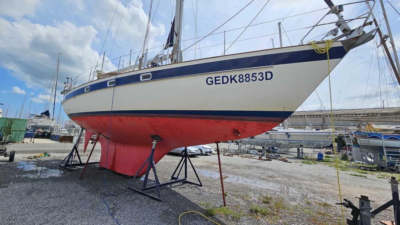 hallberg rassy 42