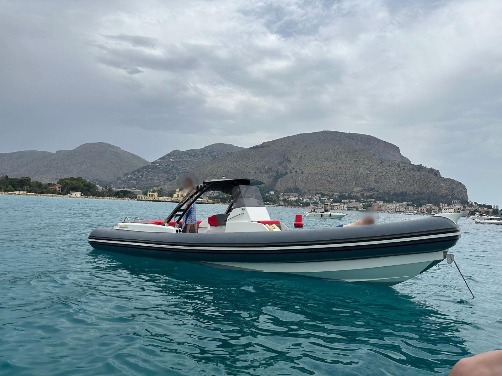 doviboat Supremus 33