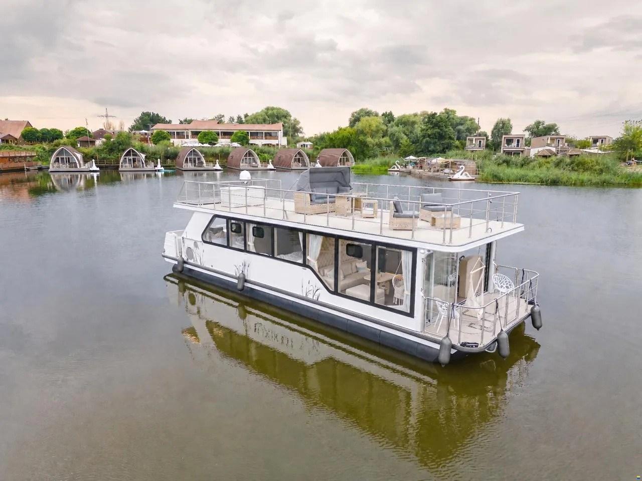 desidus Hausboot/hausyacht duo family