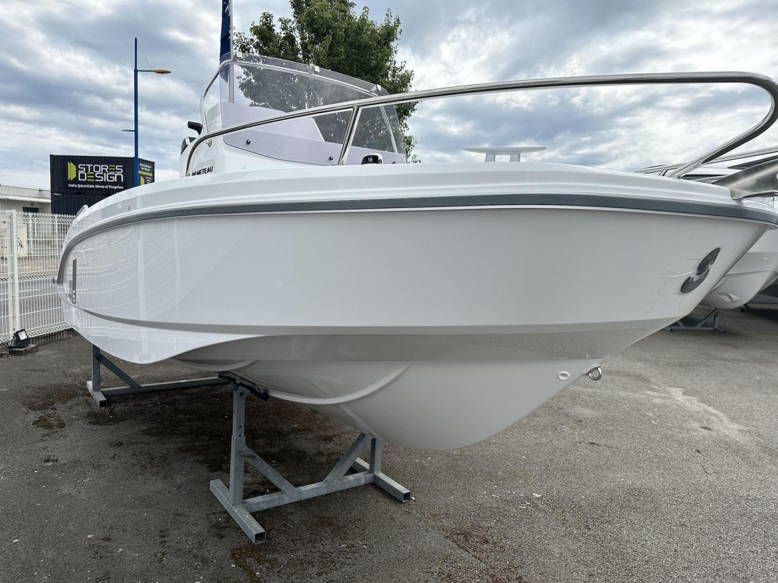 beneteau Flyer 6 spacedeck