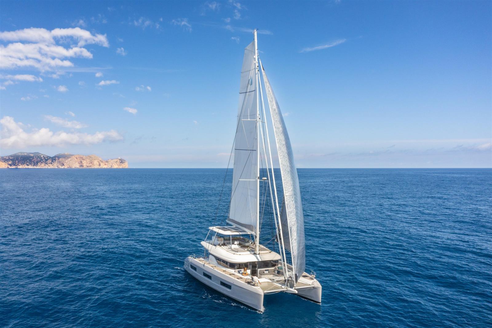 lagoon 60