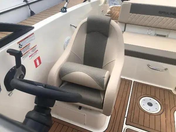 bayliner Vr5