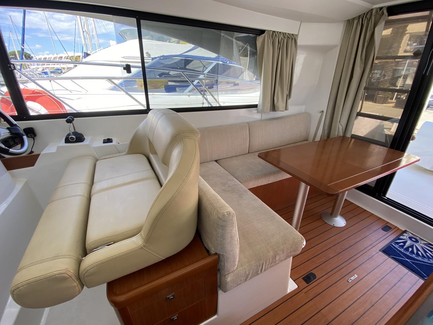 beneteau Antares 36