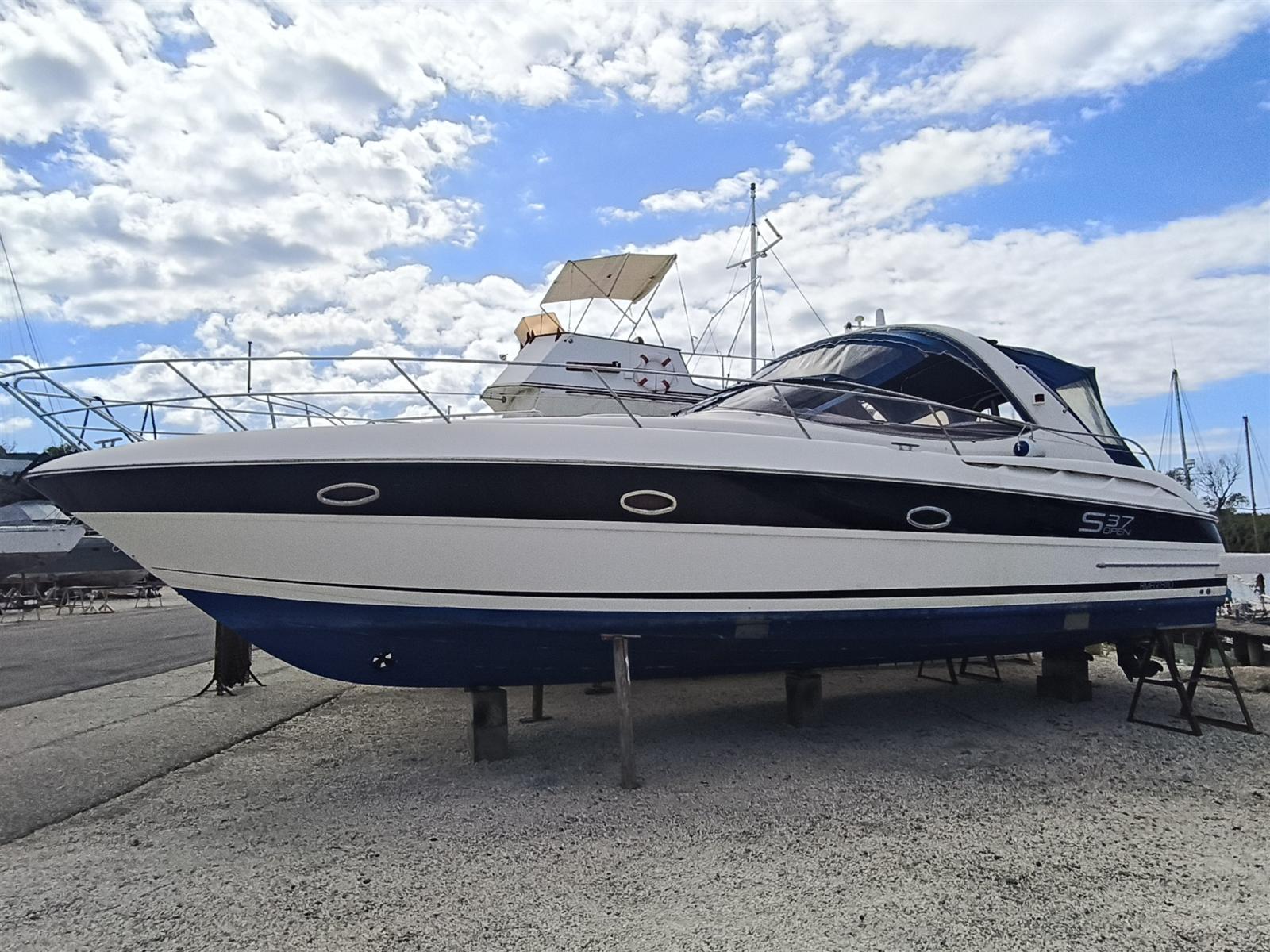bavaria yachts 37 open