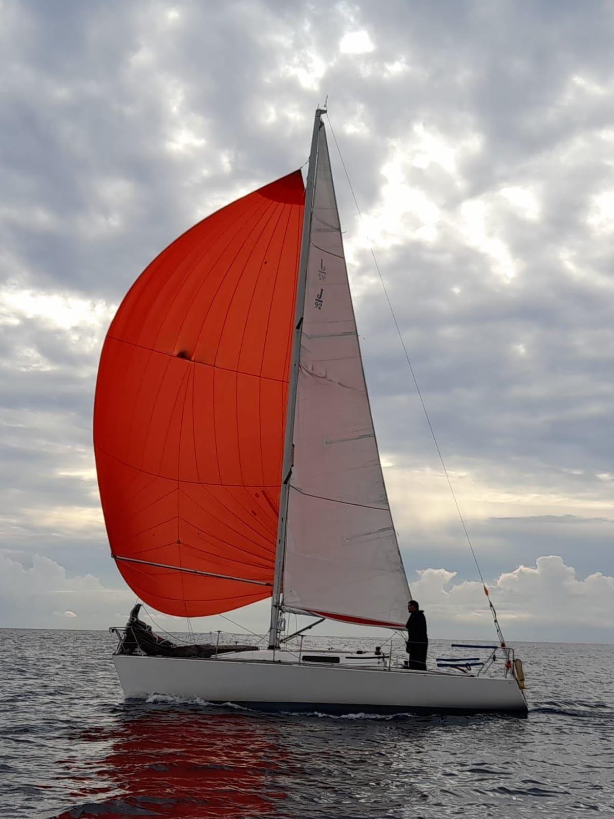 j boats J92