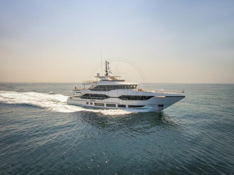 gulf craft Majesty 120