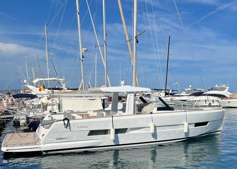 fjord 42