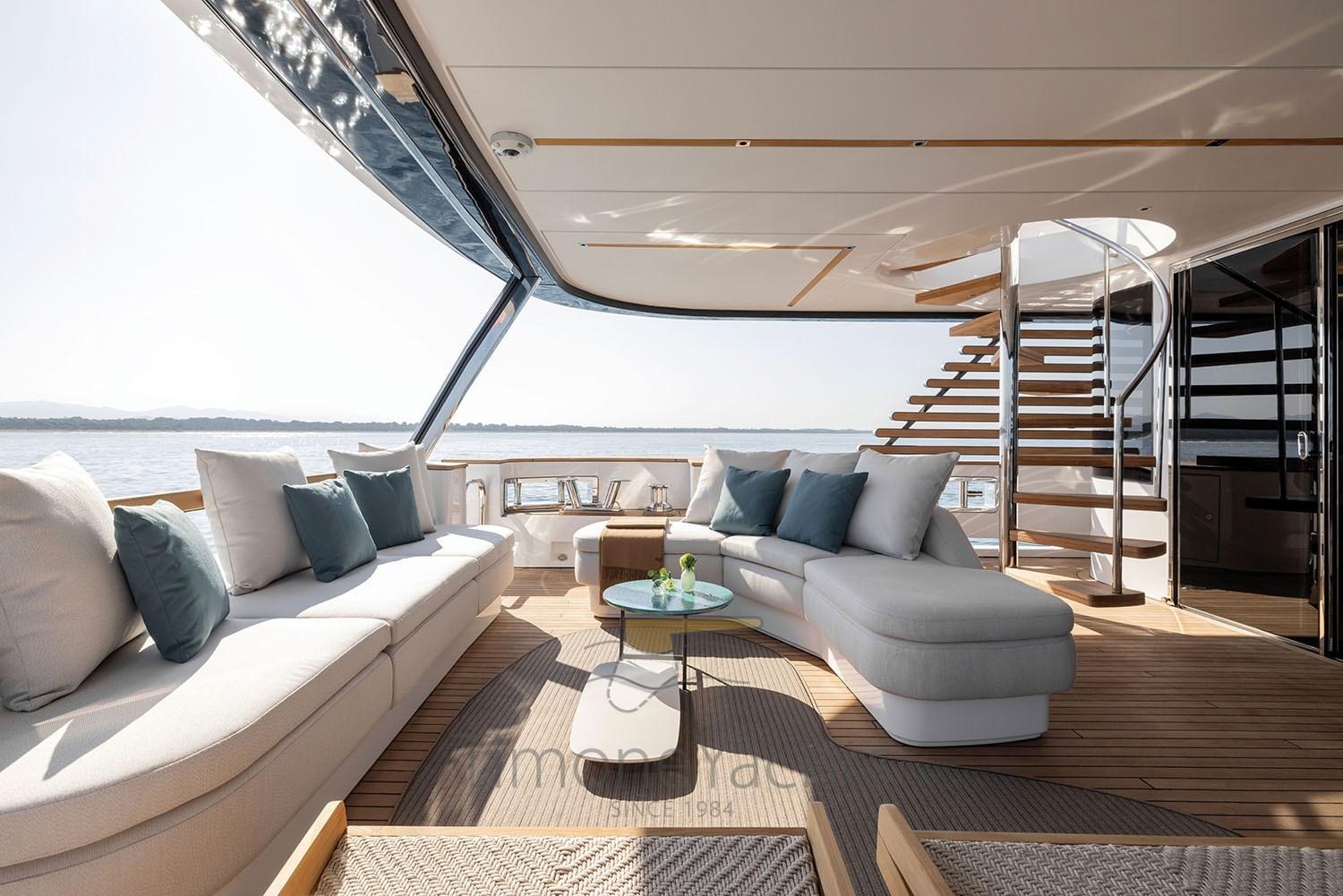 azimut Magellano 30m