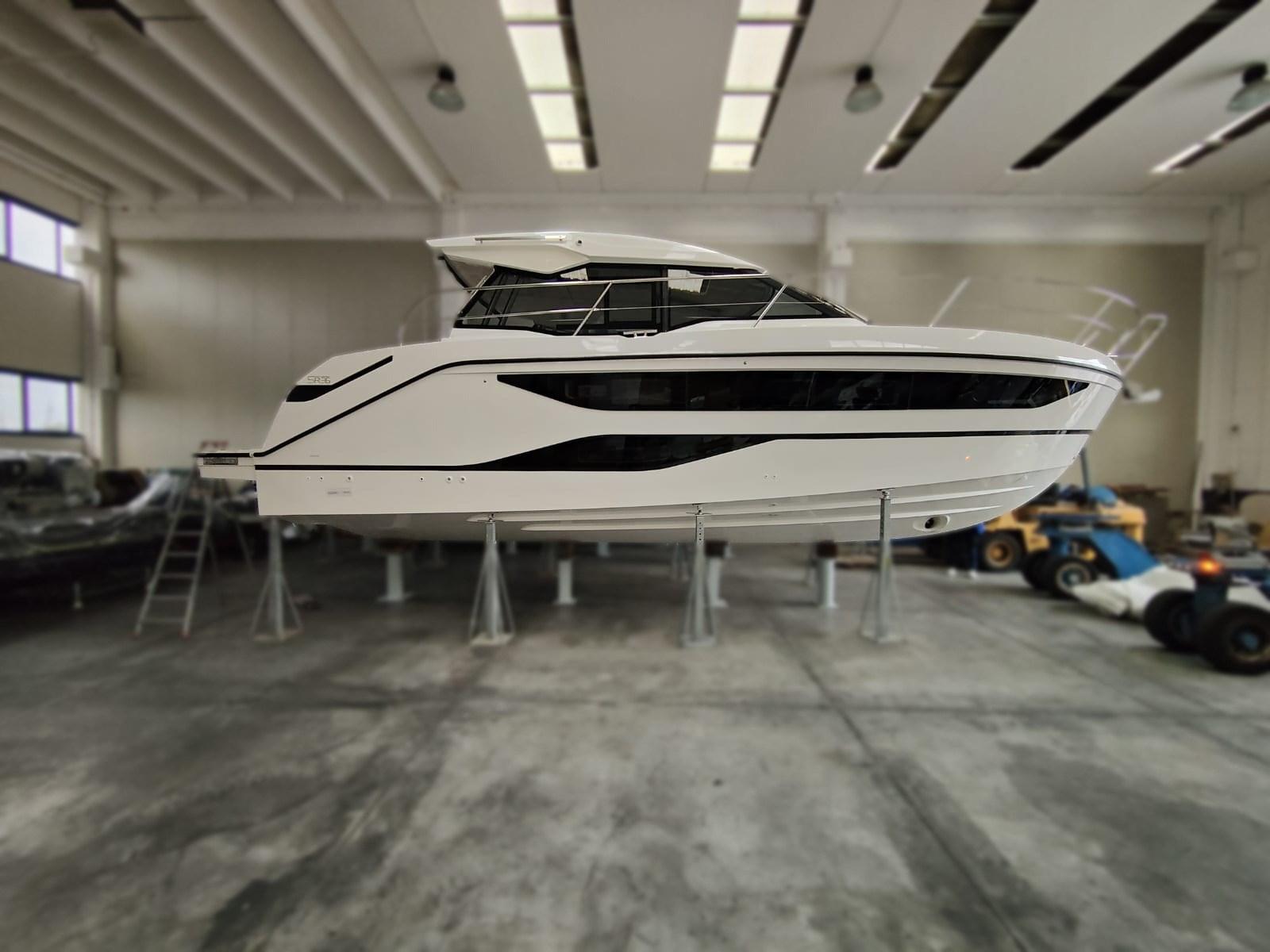 bavaria yachts Sr 38 hard top in pronta consegna