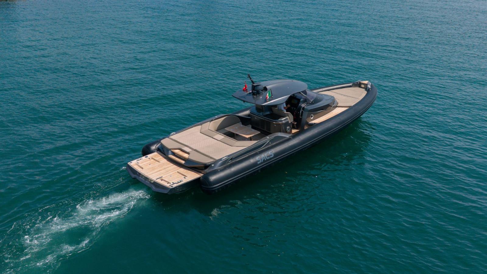 sacs marine Strider 15