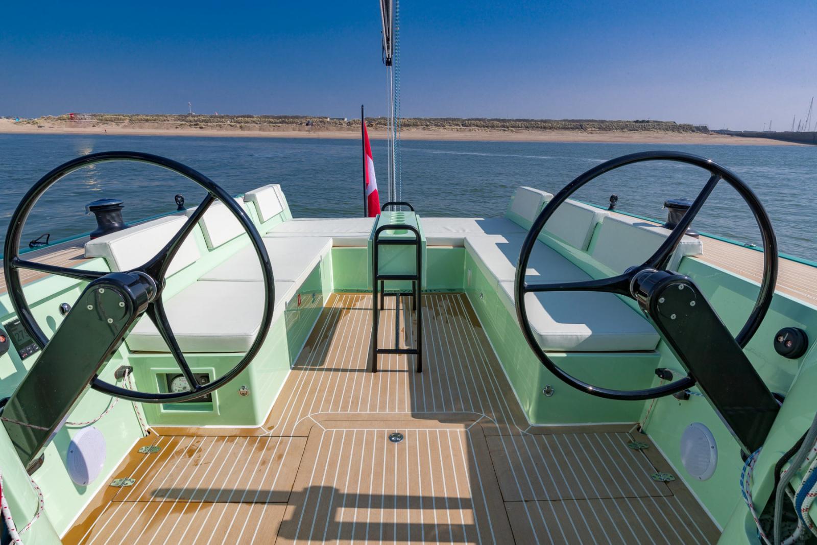 Saffier Yachts 37 Lounge