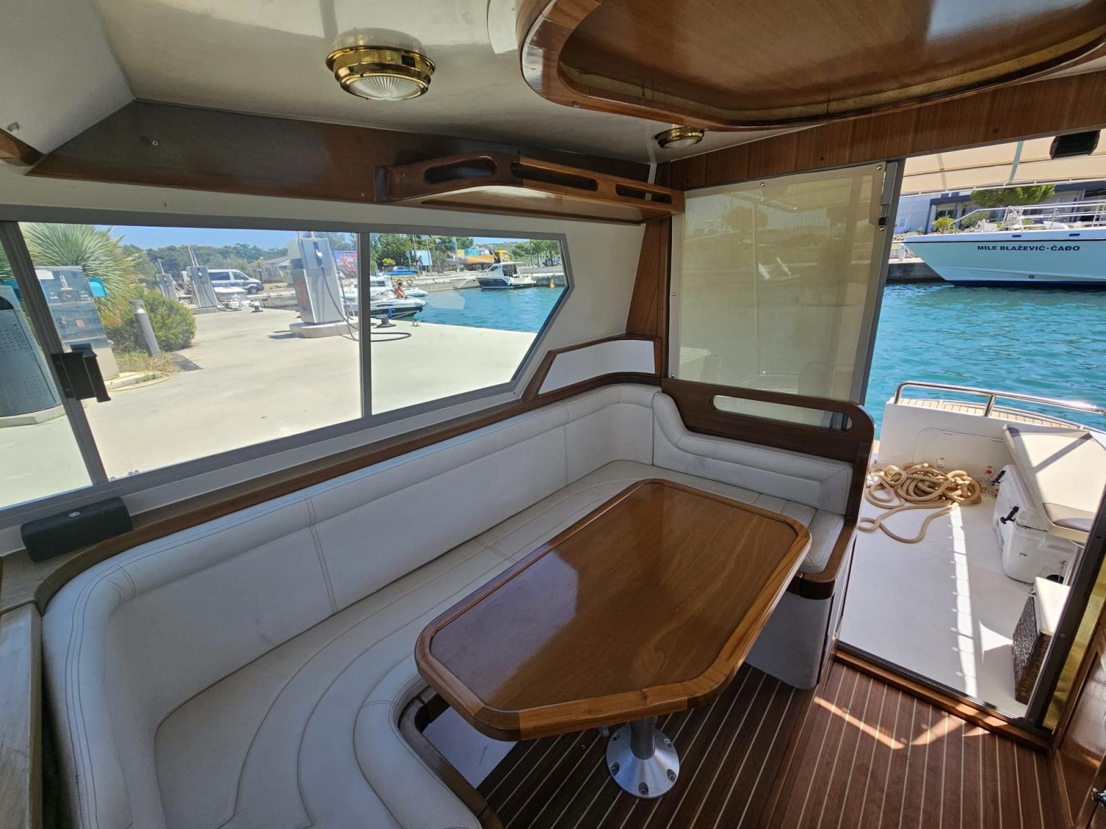 Coronet Coronet 32