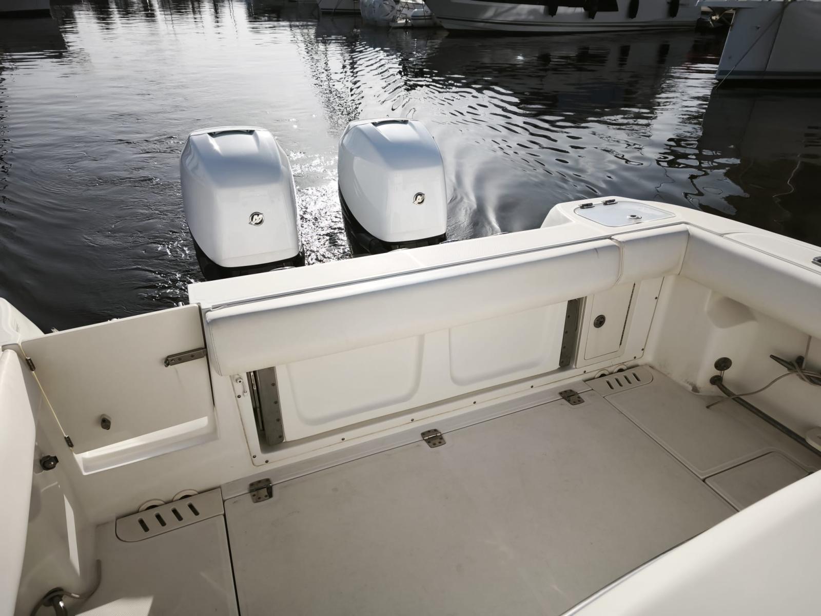 boston whaler 320 outrage