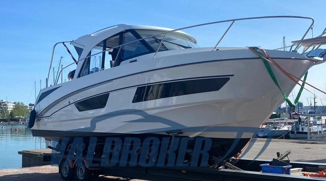 beneteau Antares 9