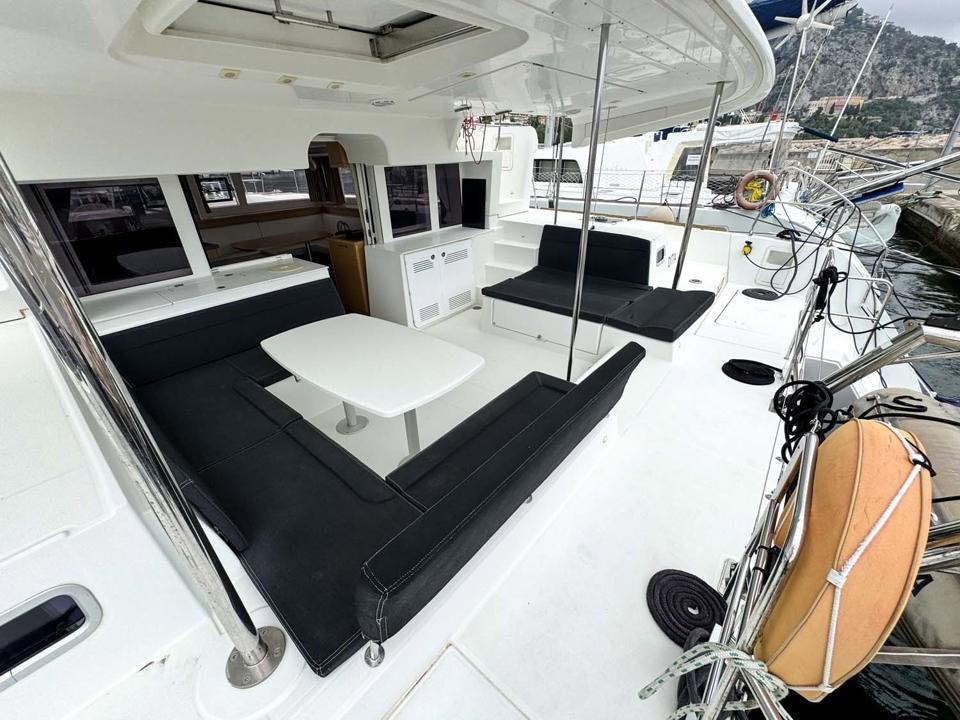 lagoon 450
