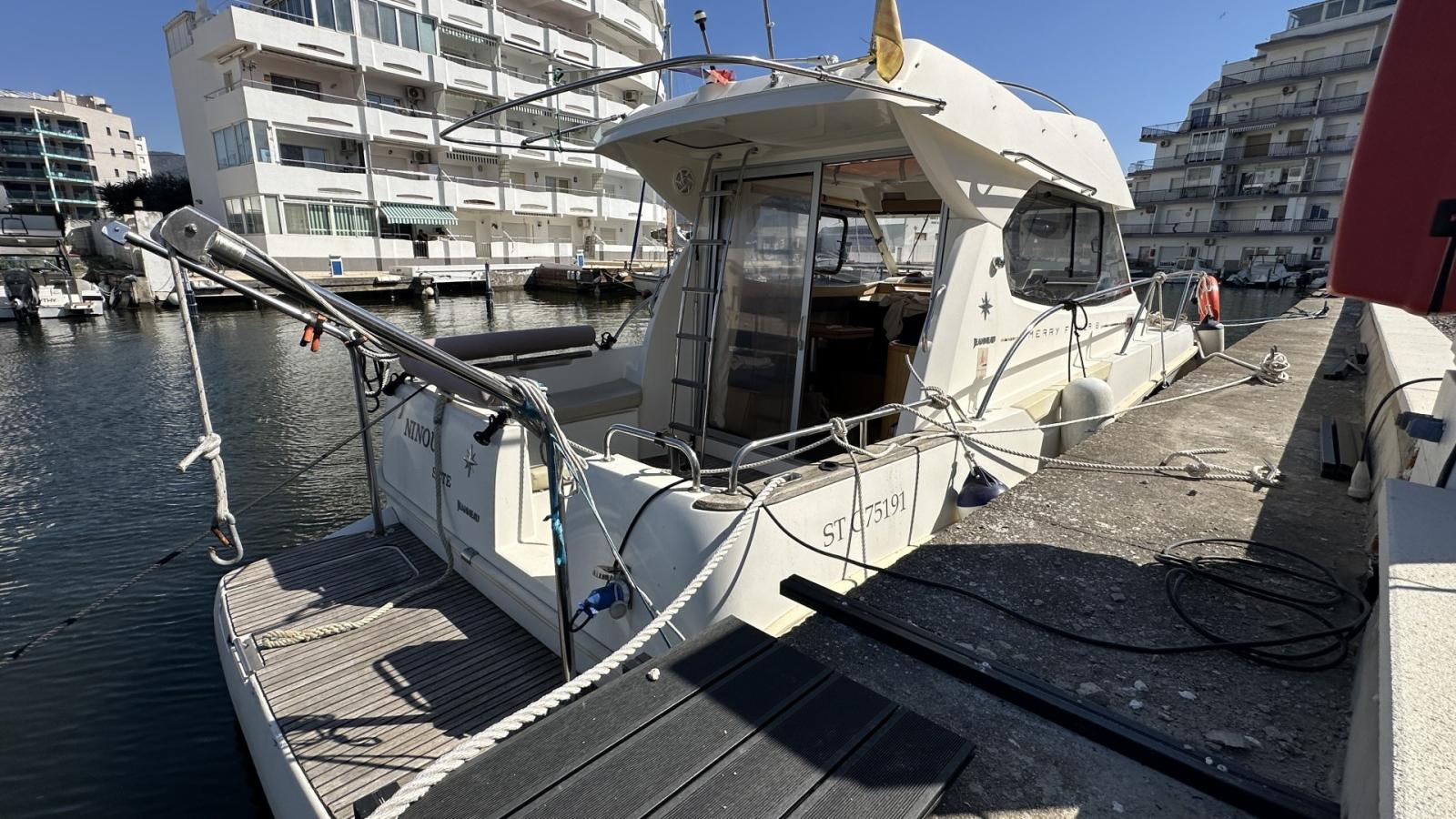 jeanneau Merry fisher 8