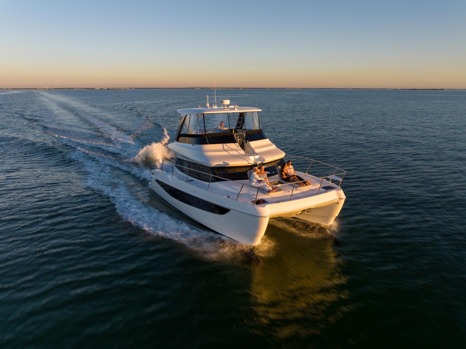 aquila 42 yacht