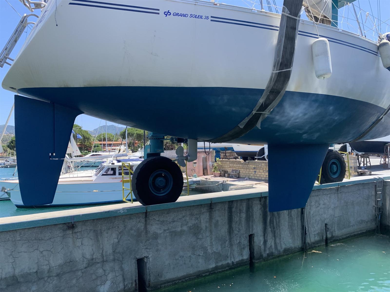 cantiere del pardo Grand soleil 35