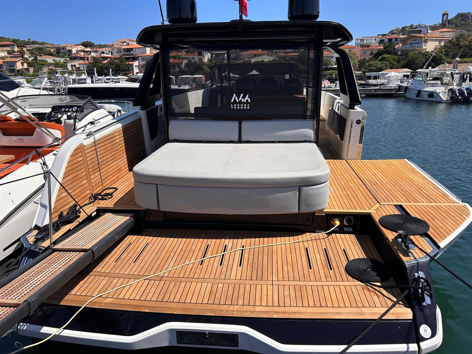 cranchi A 46 luxury tender