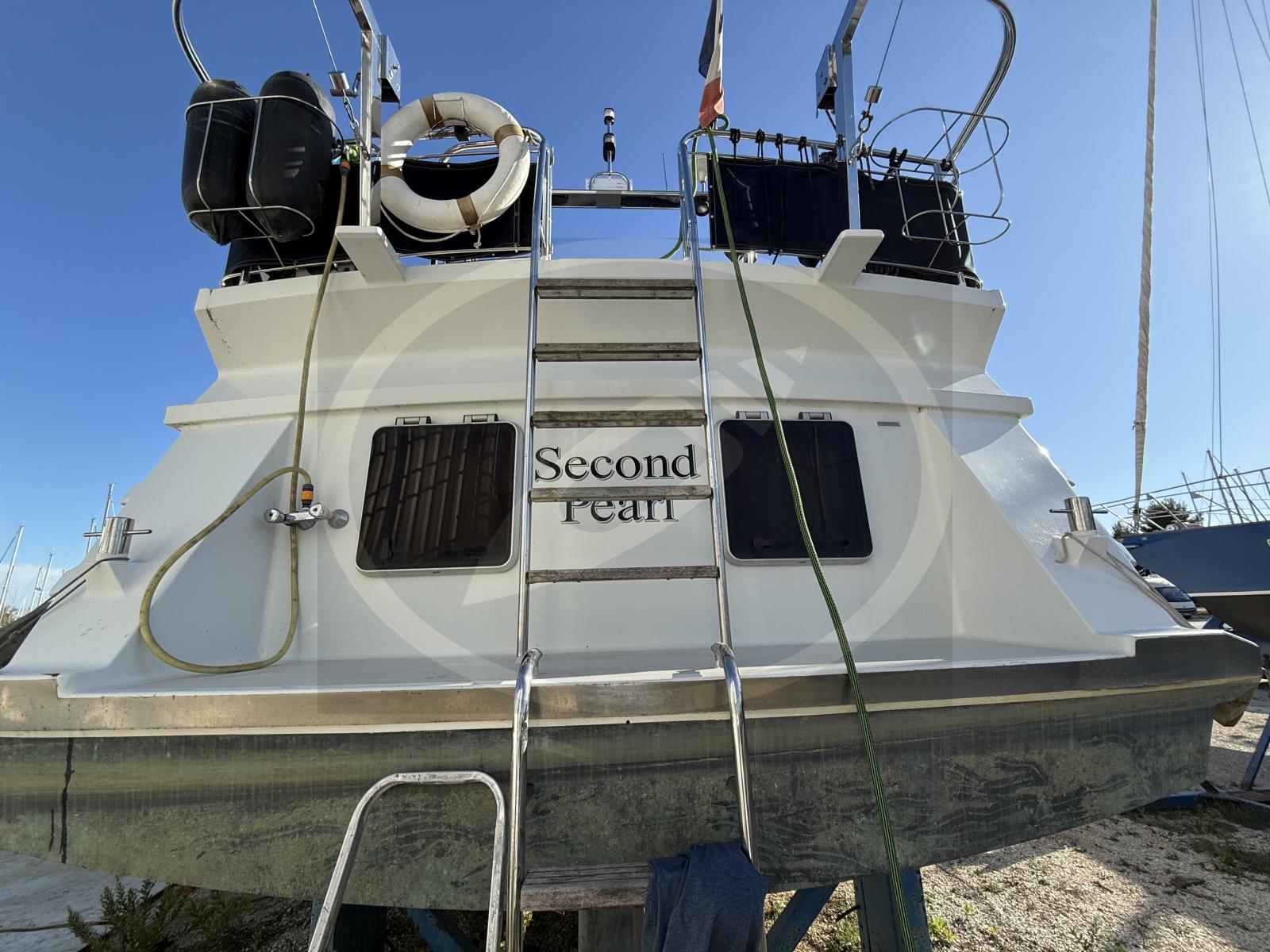 vri jon Contessa 40e