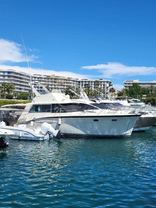 hatteras yacht Hatteras 46