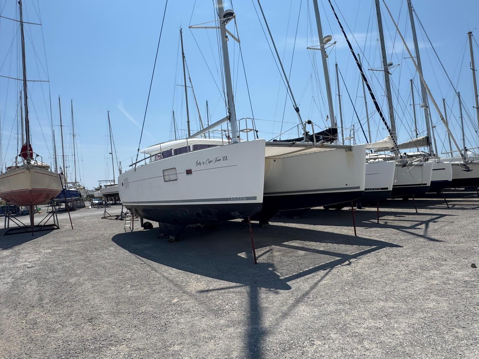 lagoon 400