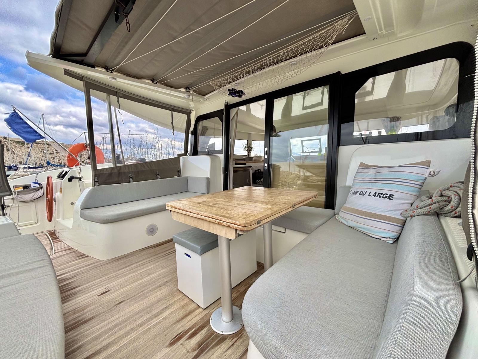 beneteau Excess 11