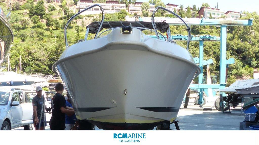 b2 marine B2 marine cap ferret 522 open