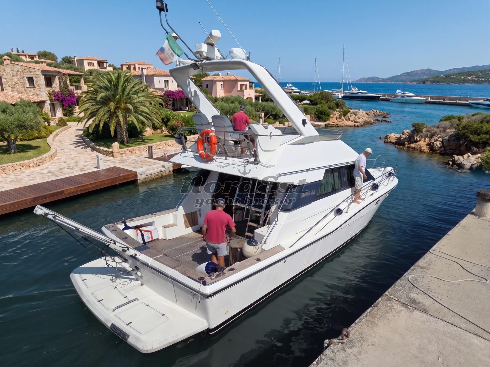 uniesse 44 fly